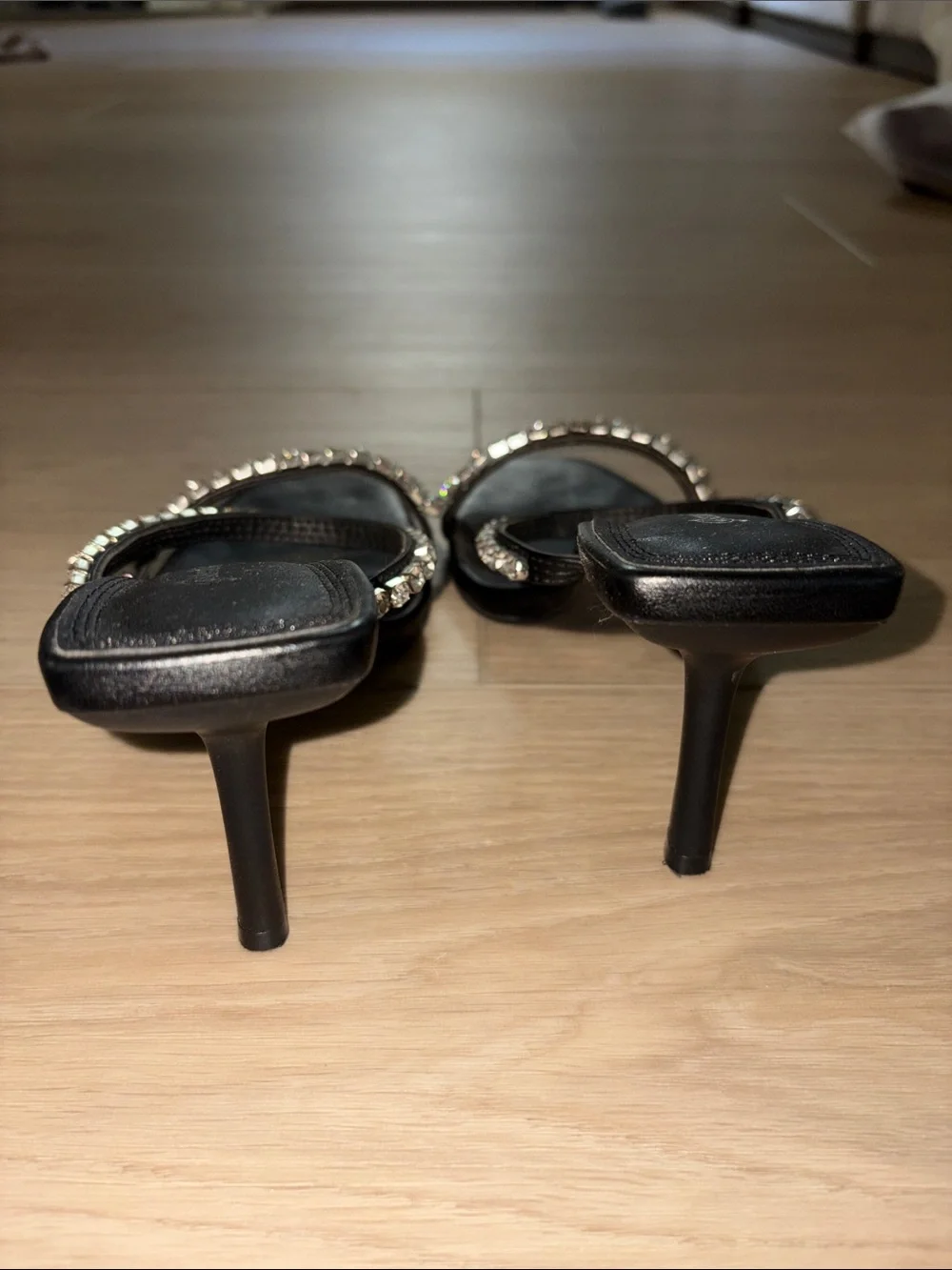 Stradivarius Black Crystal-Trim Slide Sandals